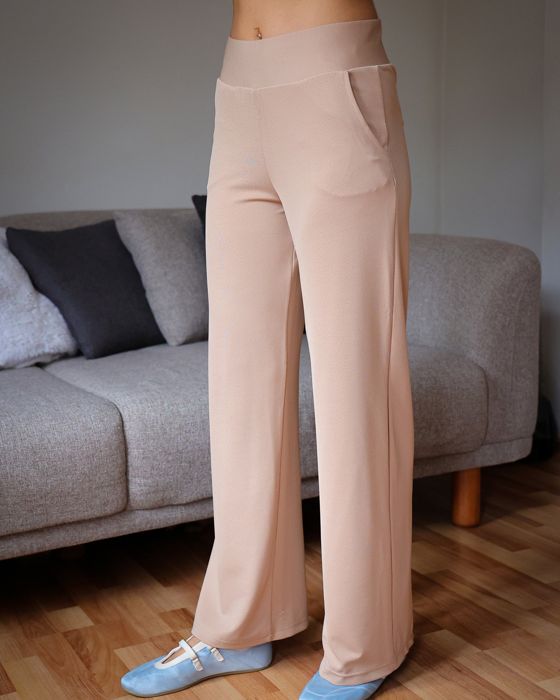 Korsaj Kemer Kum Pantolon